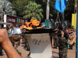 Prefeitura e 4ª Brigada de Cavalaria fazem acendimento da Chama da Pátria na segunda