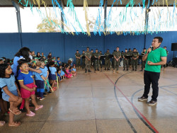 Marçal Filho destaca civismo e formação cidadã em Hora Cívica