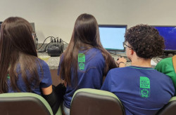 Plataforma fortalece ensino do inglês para 83 mil alunos das escolas estaduais