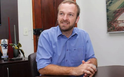 Operação do Gaeco contra fraude em licitações prende prefeito de cidade sul-mato-grossense