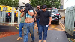 Moto vermelha, mochila preta e terror em Dourados: polícia prende estuprador