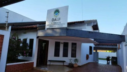 Brincadeira “pau na mula” termina com estudante espancado por colegas em escola municipal