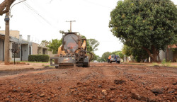 Ouro Verde, Campo Dourado e Jardim Flórida recebem operação tapa-buraco
