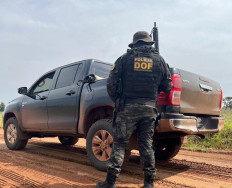 Caminhonete roubada no Rio de Janeiro é recuperada em MS