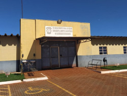 Policiais penais flagram interno com cocaína entre as nádegas em Dourados