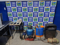 Polícia Militar fecha "boca de fumo" e apreende objetos em distrito da fronteira