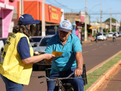 Prefeitura orienta ciclistas sobre regras e cuidados com o trânsito