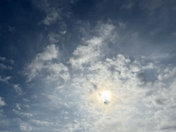 Sol aparece entre nuvens e máxima chega aos 31ºC nesta quarta em Dourados