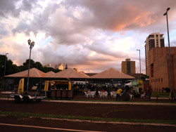 “Feira Sabores" começa nesta sexta-feira com pagode no Parque dos Ipês