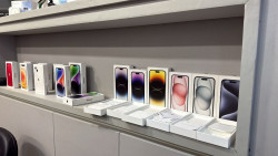 Operação contra contrabandistas de celulares apreendeu quase R$ 400 mil em mercadorias estrangeiras