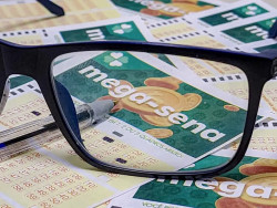 Mega-Sena sorteia neste sábado prêmio acumulado em R$ 12 milhões