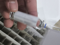 Ministério da Saúde envia 60 unidades de antídoto contra intoxicação por metanol para MS