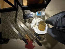 Polícia Civil fecha ponto de venda de drogas e prende 3 pessoas em cidade de MS