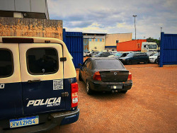 Veículo carregado com mercadorias contrabandeadas é apreendido em Sanga Puitã