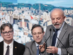 Lula critica decisão do Congresso de não taxar mais ricos, bets e fint