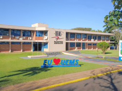 Uems lança 23 editais para contratação de docentes temporários em diversas áreas