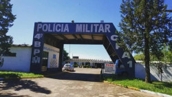 Venezuelano é preso pela Polícia Militar armado com faca e facão na fronteira