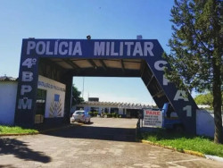Venezuelano é preso pela Polícia Militar armado com faca e facão na fronteira