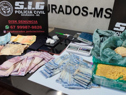 Dois homens são presos em ponto que fazia delivery de drogas em bairro de Dourados