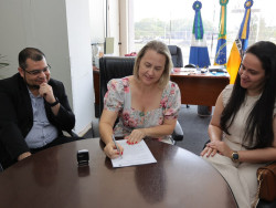 Prefeitura entrega à Câmara peça orçamentária de R$ 2,15 bilhões para exercício 2026