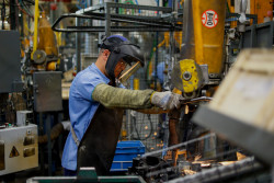 Atividade econômica brasileira cresce 0,4% em agosto