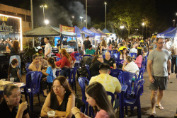 Feira Sabores garante música, gastronomia e lazer no Parque dos Ipês