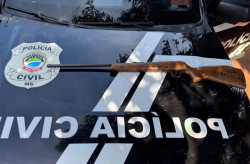 Polícia Civil realiza operação contra violência doméstica e apreende arma de fogo