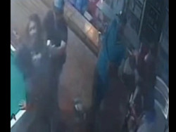 Brasileiro é assassinado a facada pela companheira em bar da fronteira com MS