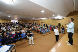 Marçal alerta para dificuldades financeiras em solenidade de pagamento de emendas