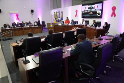 Com 2 sessões seguidas, vereadores aprovam projeto que amplia oferta de moradias populares