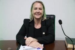 Liandra da Saúde comemora implantação do atendimento 24 horas na Delegacia da Mulher