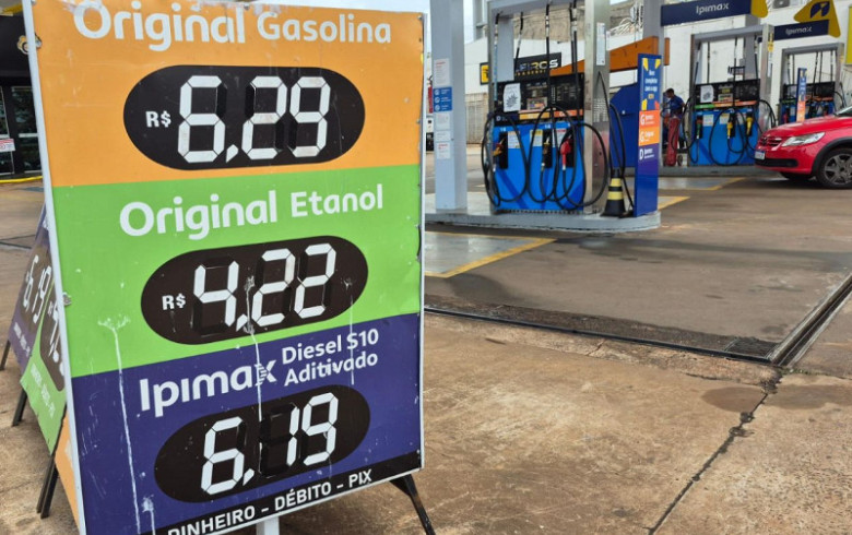 Preço médio da gasolina comum em Dourados é de R$ 6,27, mostra pesquisa do Procon