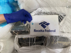 Receita Federal apreende quase meia tonelada de cocaína no Porto de Santos