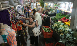 INPC recua para 0,03% em outubro e acumula 4,49% em 12 meses