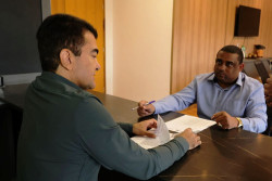 Marçal Filho sanciona Lei e cria 210 cargos para professores de apoio à Educação Especial