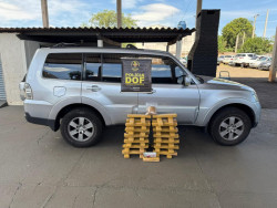 Jovem se passa por auditor do TCE, mas é preso com 71 quilos de droga em Pajero