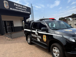 Dupla é presa pela Polícia Civil usando dinheiro falso em comércio