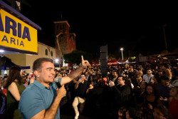 "Orgulho de ser douradense", diz Marçal Filho na abertura do Natal Encantado