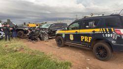 Dupla é presa após causar acidente durante fuga com SW4 roubada em Santa Catarina