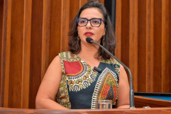 Deputada de Dourados é xingada e recebe ameaças de morte pelo WhatsApp; polícia investiga