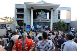 Mais 95 famílias recebem títulos e prefeitura avança na regularização fundiária