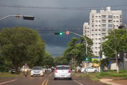 Dourados se despede de 2025 com calor de 31°C e chance de trovoadas