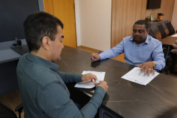 Professores concursados da Educação Especial tomam posse em Dourados