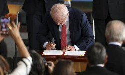 Lula veta integralmente PL da Dosimetria