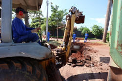 Nova "boca de dragão" começa a ser construída em segunda pista da Avenida Indaiá