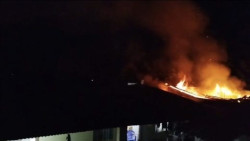 Homem morre carbonizado após casa pegar fogo na fronteira com o Paraguai