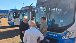 Dourados recebe 4 novos ônibus e amplia conforto a trabalhadores e estudantes