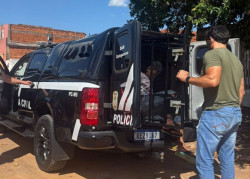 Homem é preso após ameaçar atear fogo em mulher por ciúmes