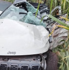 Acidente entre três carretas e Jeep Compassa mata homem de 77 anos na BR-163