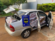 Polícia apreende 1.400 pacotes de cigarros contrabandeados após fuga na MS-145
